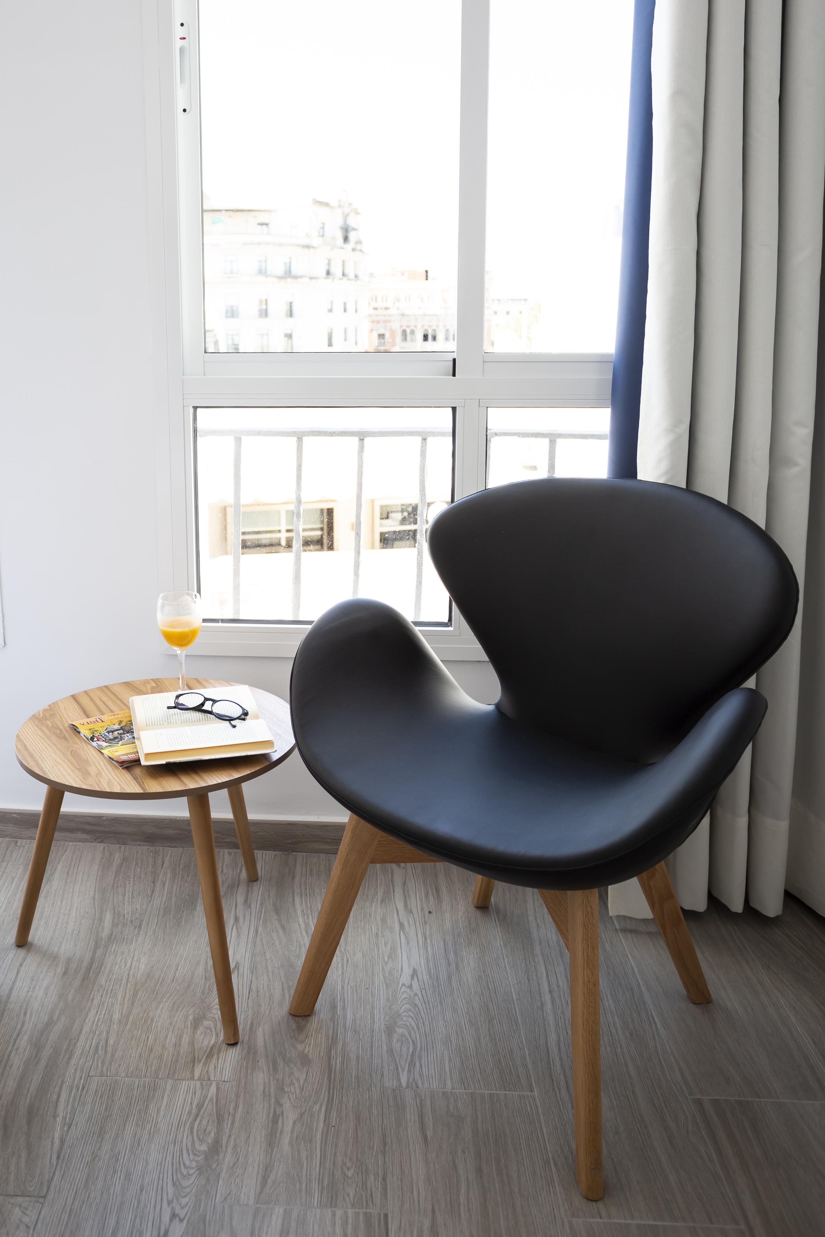 Basic Hotel Sevilla Catedral Екстериор снимка