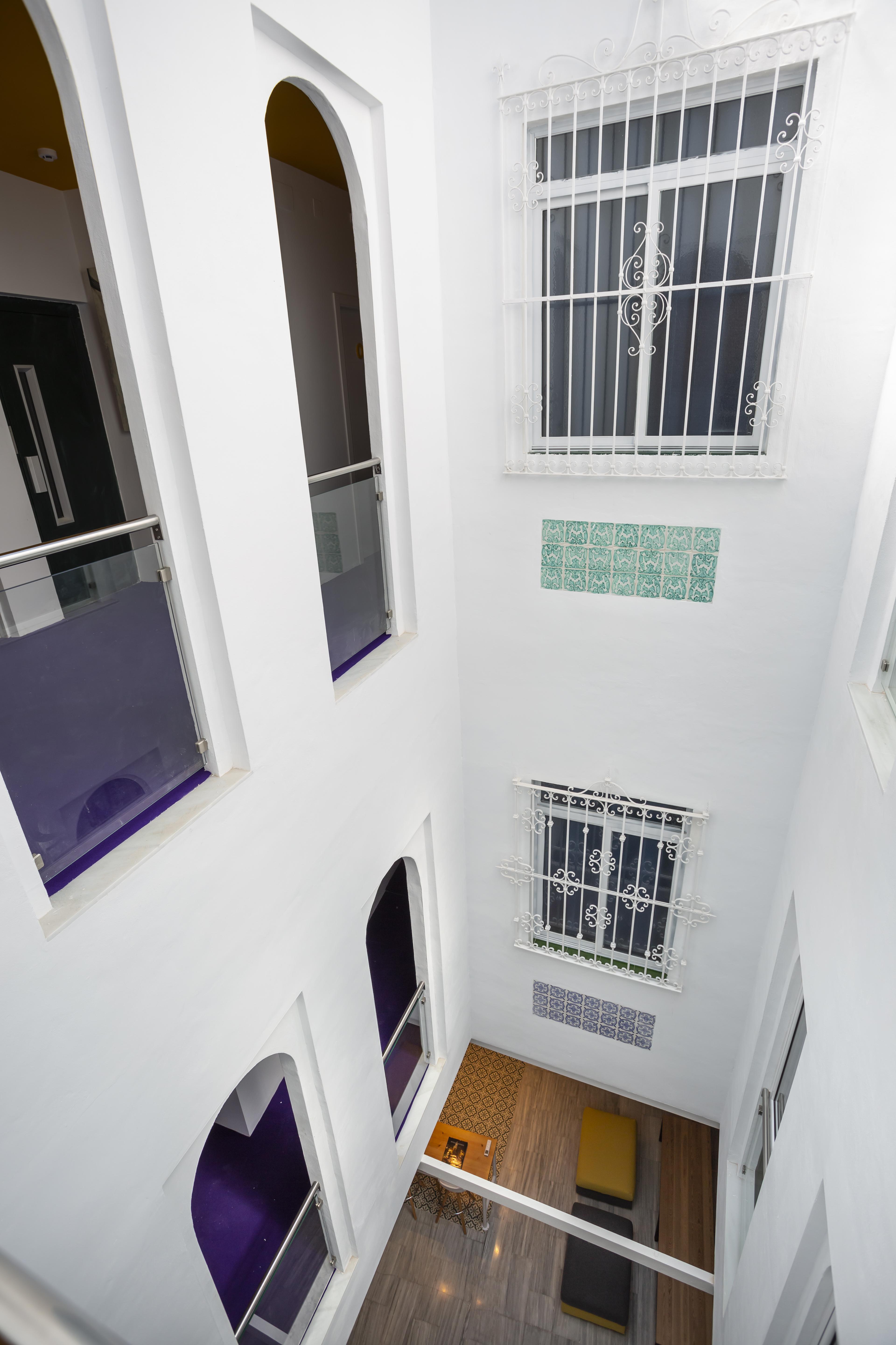 Basic Hotel Sevilla Catedral Екстериор снимка