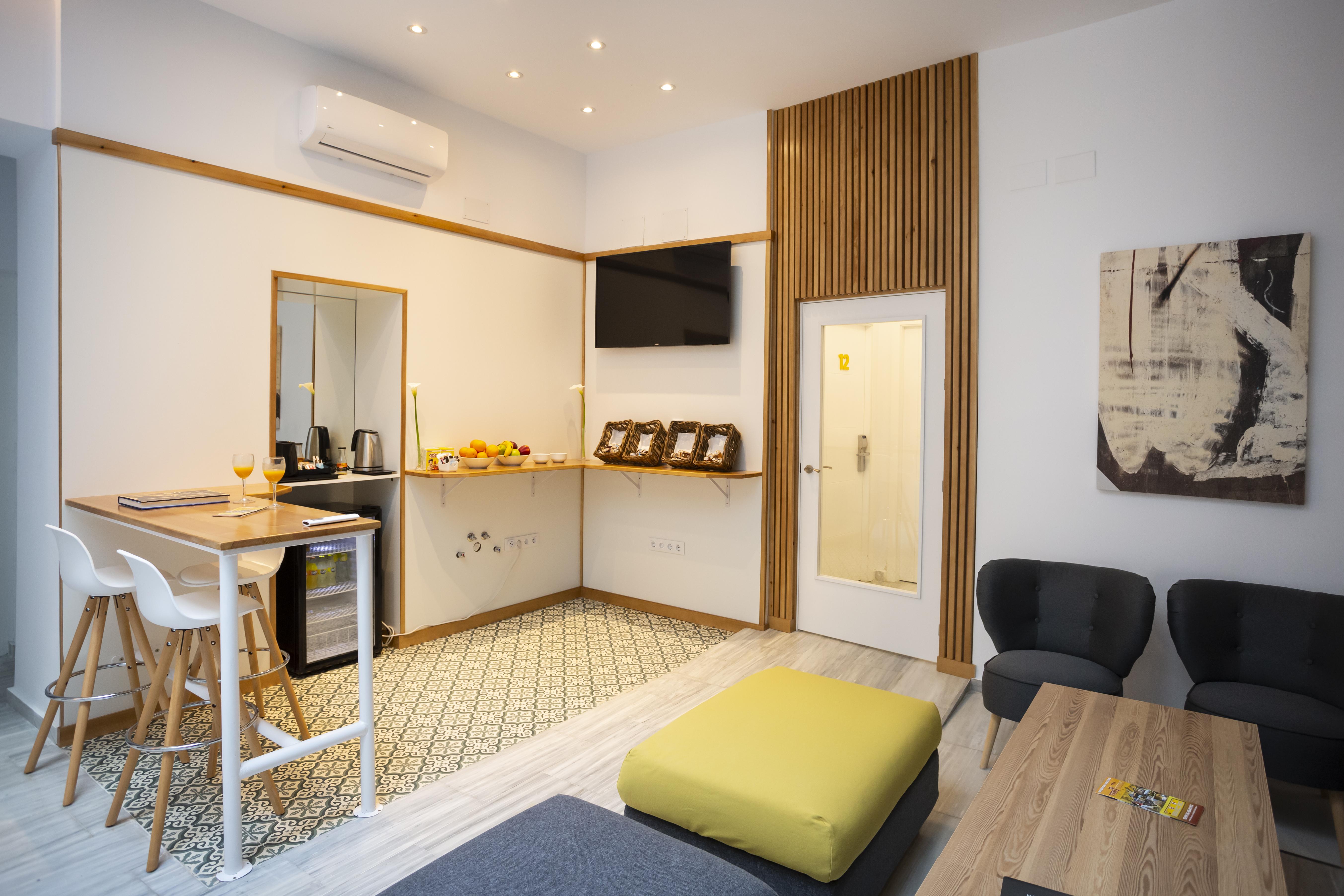 Basic Hotel Sevilla Catedral Екстериор снимка