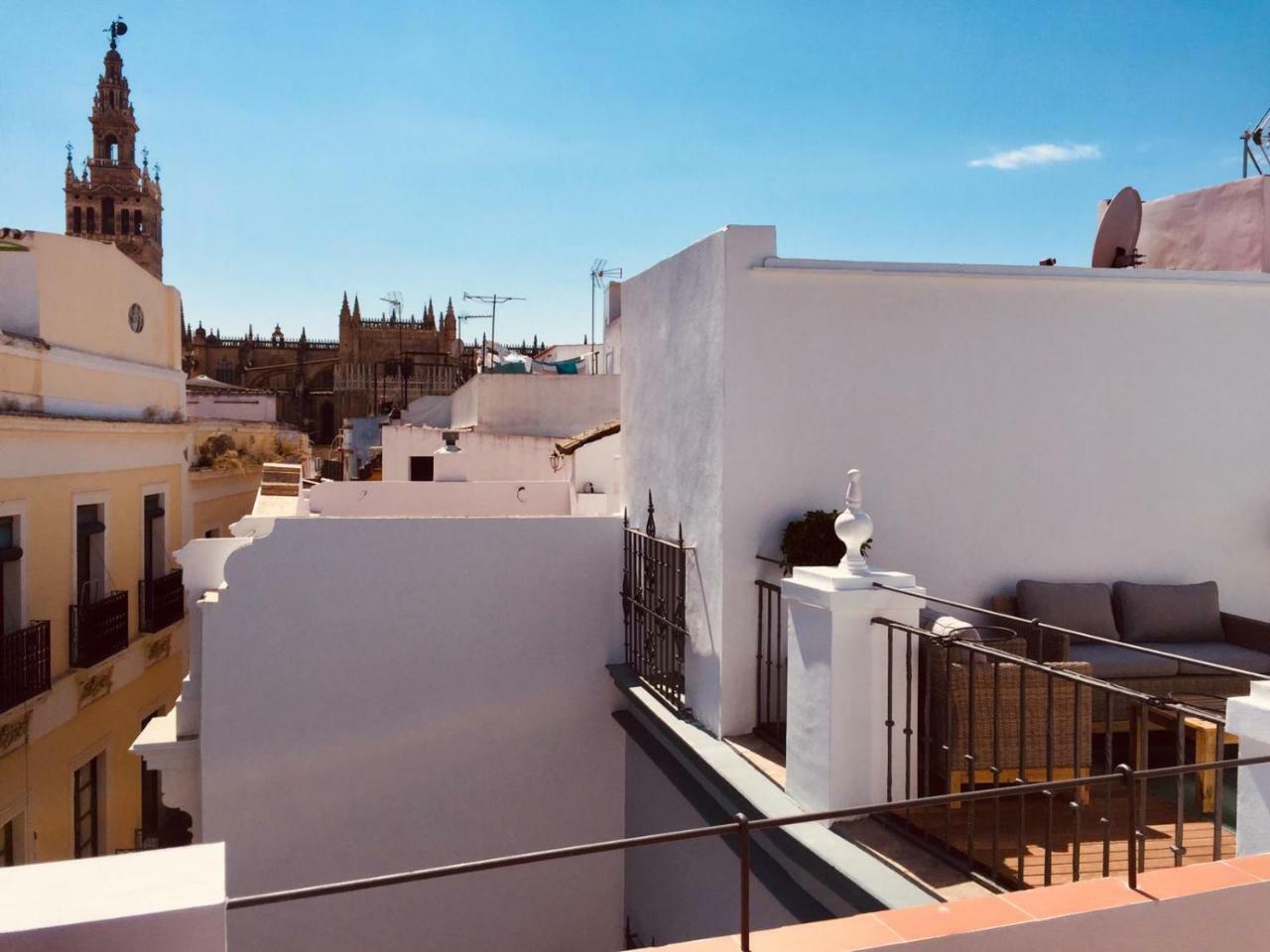 Basic Hotel Sevilla Catedral Екстериор снимка